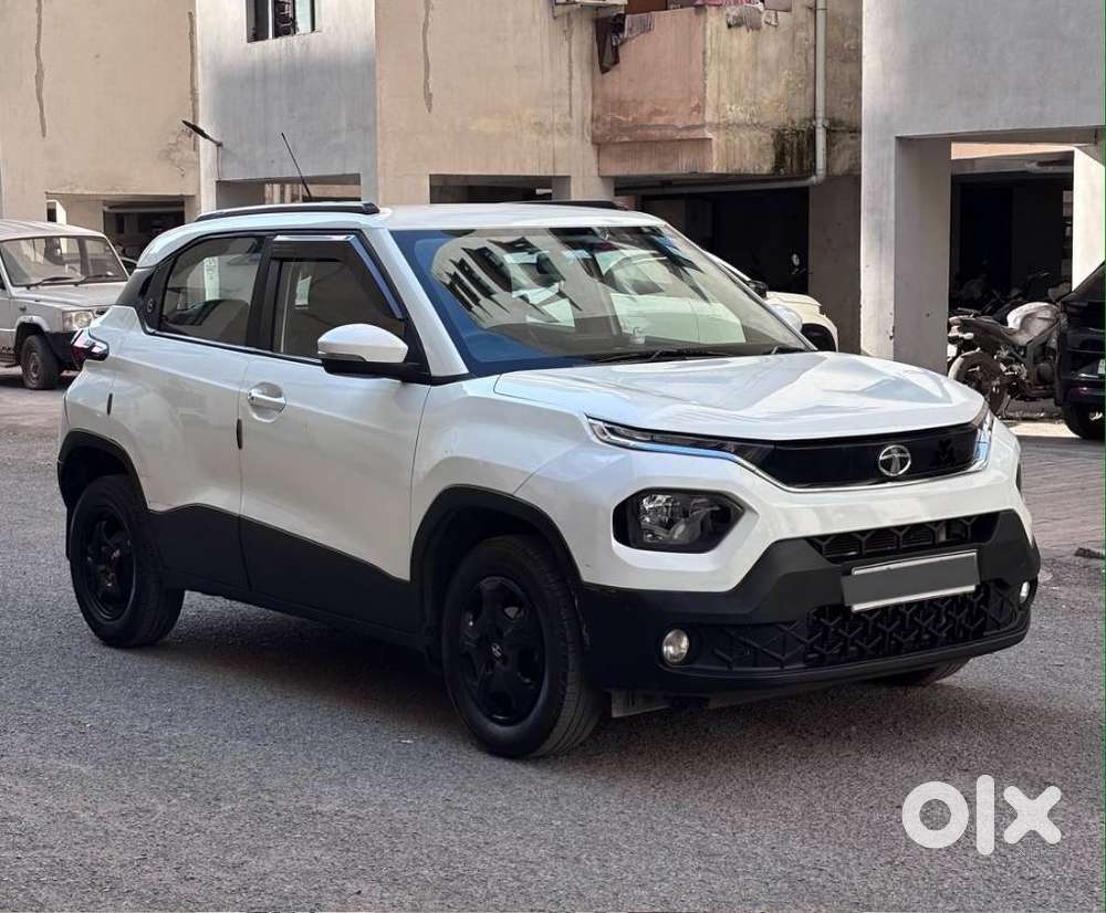 Tata Punch Accomplished, 2024, Petrol