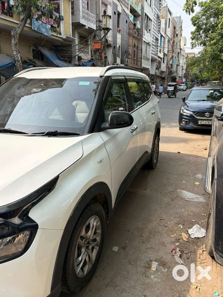 Kia Carens Premium 2023