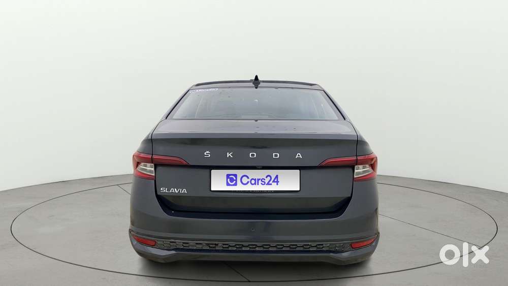 Skoda Slavia 1.0 Ambition Tsi At, 2022, Petrol