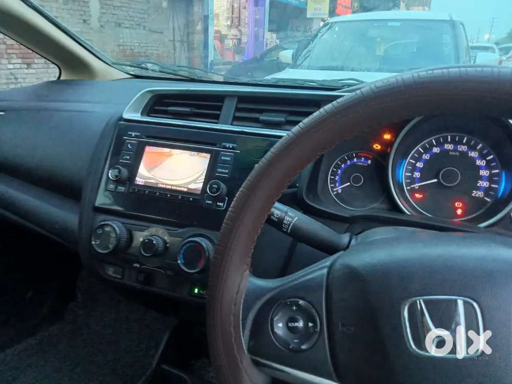 2016 Honda Jazz Active