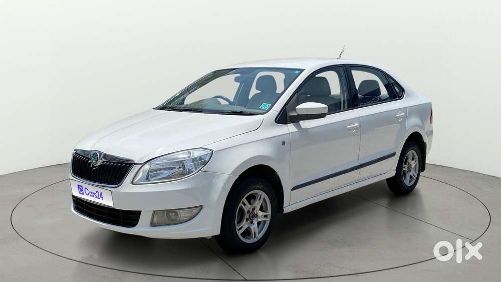 Skoda Rapid 2011-2013 1.6 Mpi At Ambition, 2013, Petrol