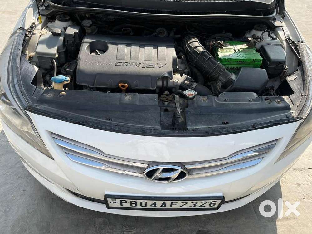 Hyundai Fluidic Verna 2016