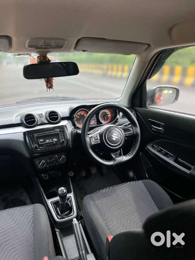 Maruti Suzuki Swift Vxi + Manual, 2018, Cng & Hybrids