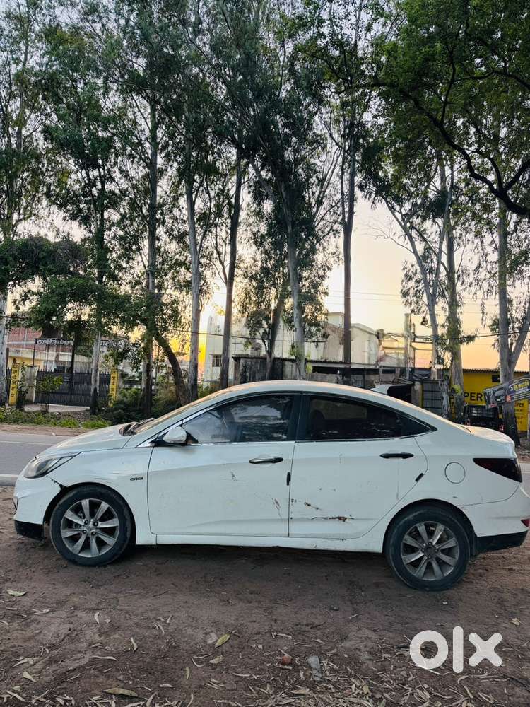 Hyundai Verna Diesel Manual 2014