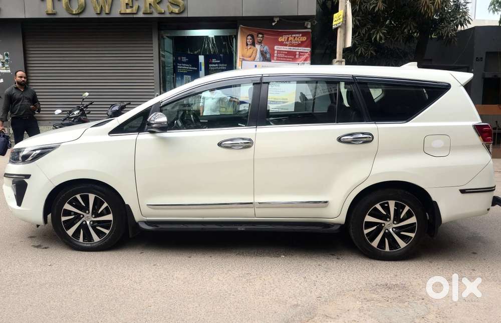 Toyota Innova Crysta 2.4 Z 7 Str, 2022, Diesel
