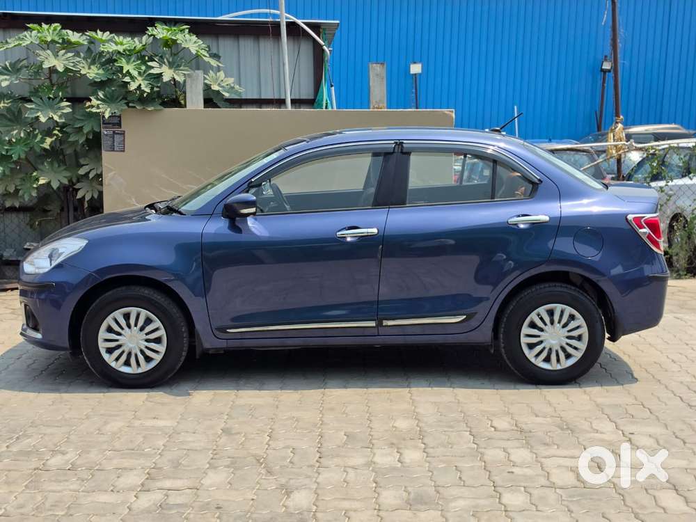 Maruti Suzuki Dzire 1.2 Vxi, 2022, Petrol