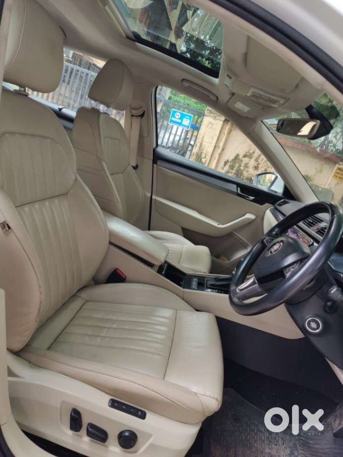 Skoda Superb Style 1.8 Tsi At, 2018, Petrol