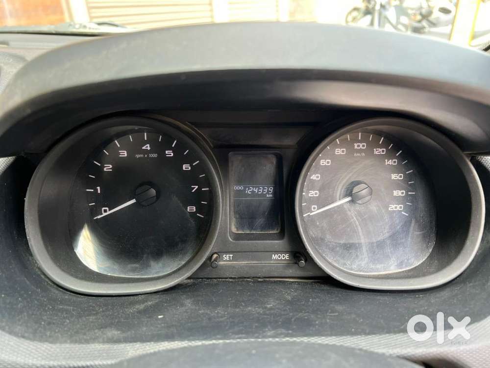 Tata Tiago 2018 Petrol 125000 Km Driven