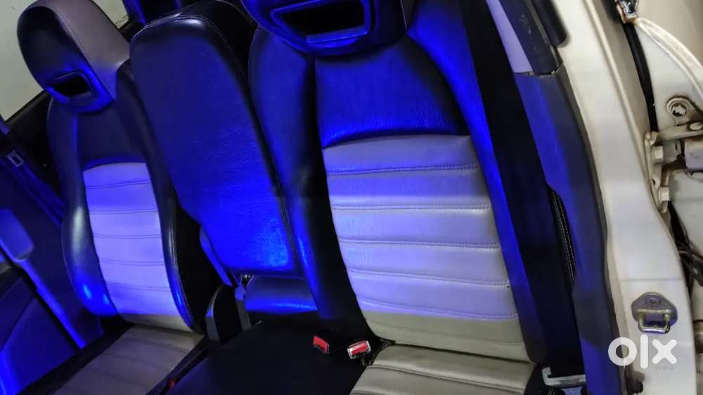 Mahindra Kuv 100 2019