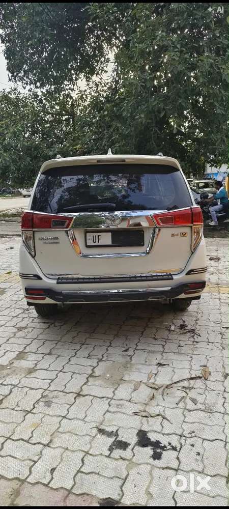 Toyota Innova Crysta 2.4 2019