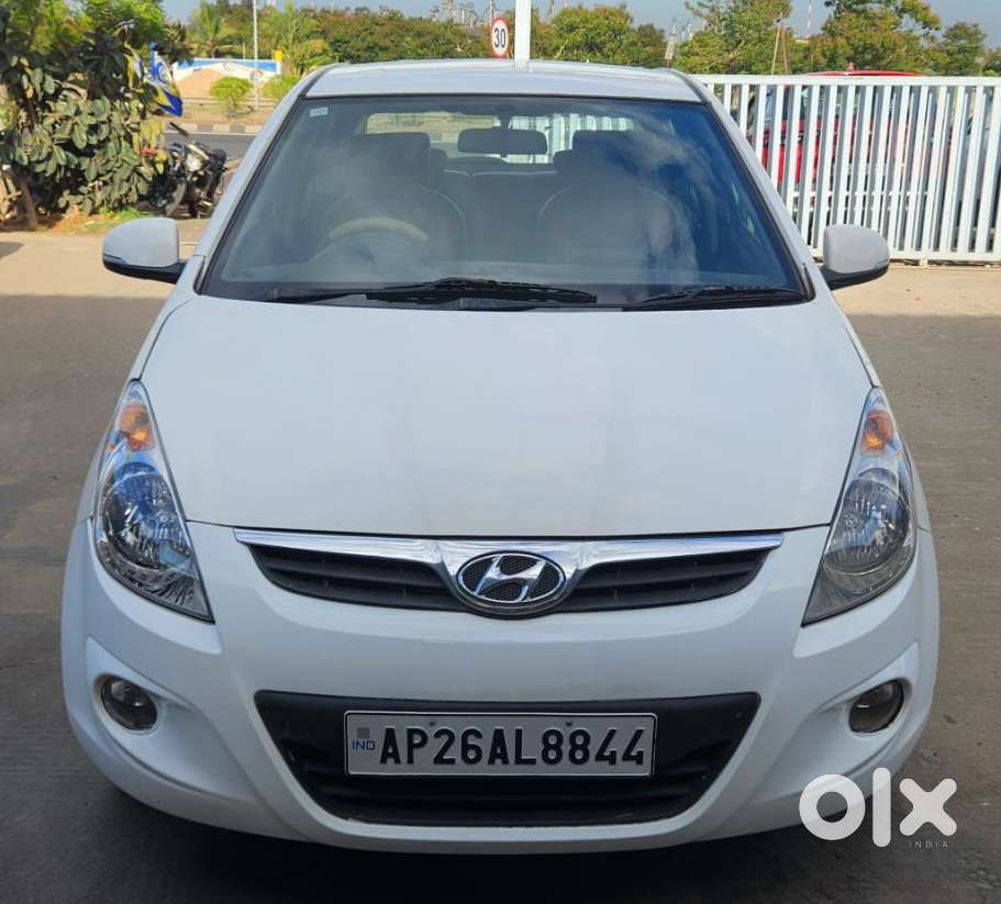 Hyundai I20 1.4 Asta (o) Crdi, 2014, Diesel