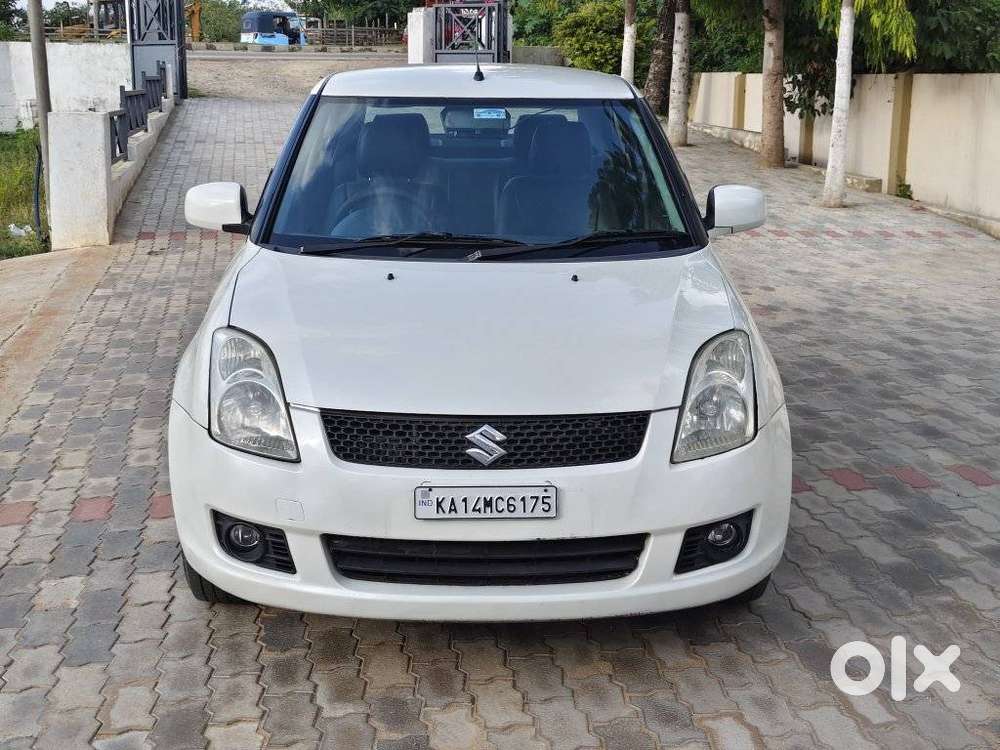 Maruti Suzuki Swift Dzire Vdi At, 2010, Diesel