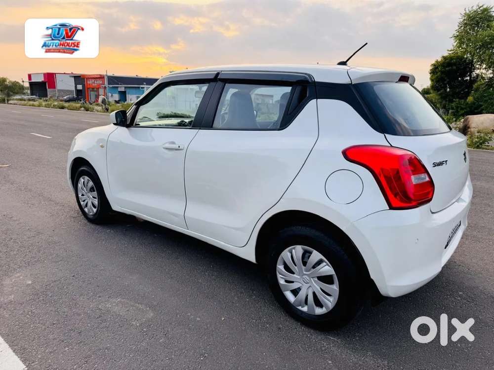 Maruti Suzuki Swift Lxi, 2022, Petrol