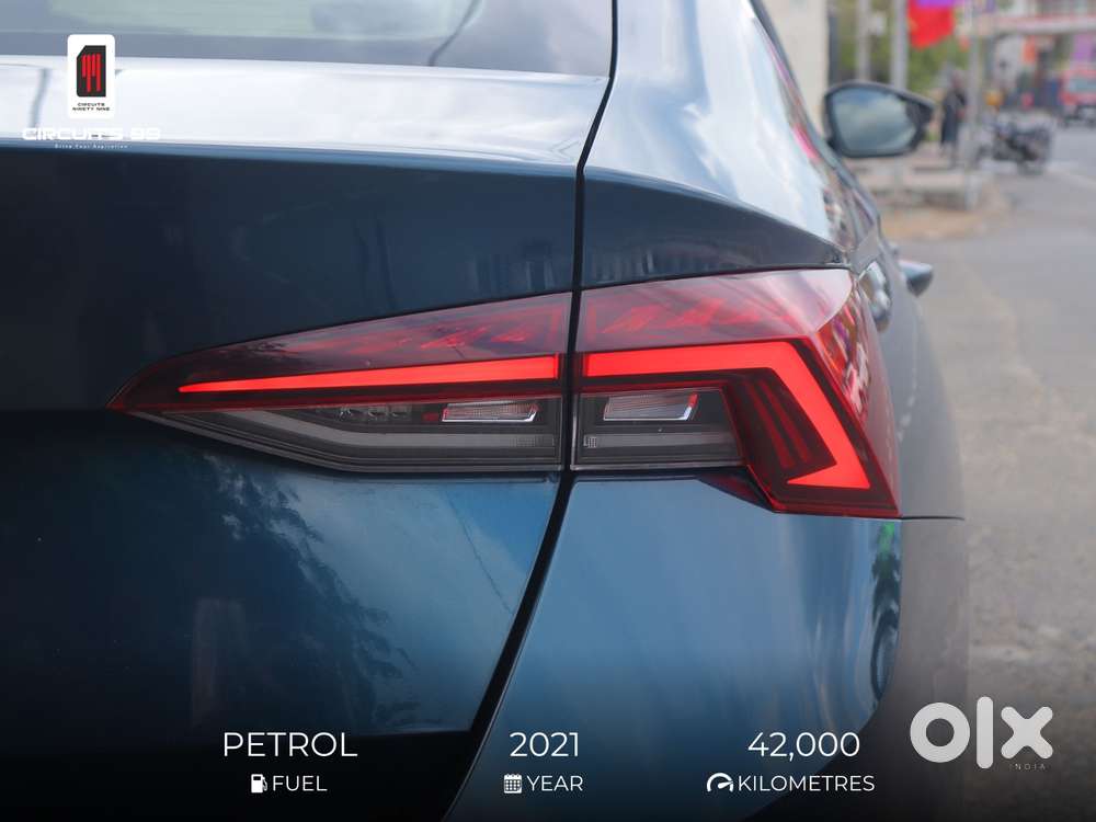 Skoda Octavia 2.0 Style Tsi At, 2021, Petrol