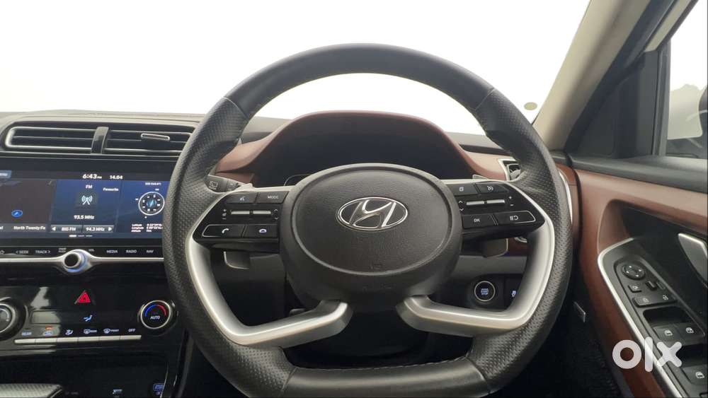 Hyundai Alcazar 2.0 Platinum (o) Petrol At 7 Str, 2021, Petrol