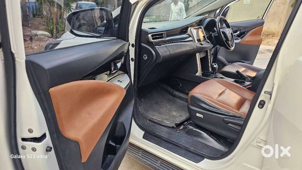 Toyota Innova Crysta 2.8z Automatic, 2018, Diesel