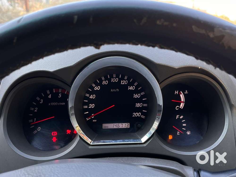 Toyota Fortuner 3.0 4x4 Manual, 2011, Diesel