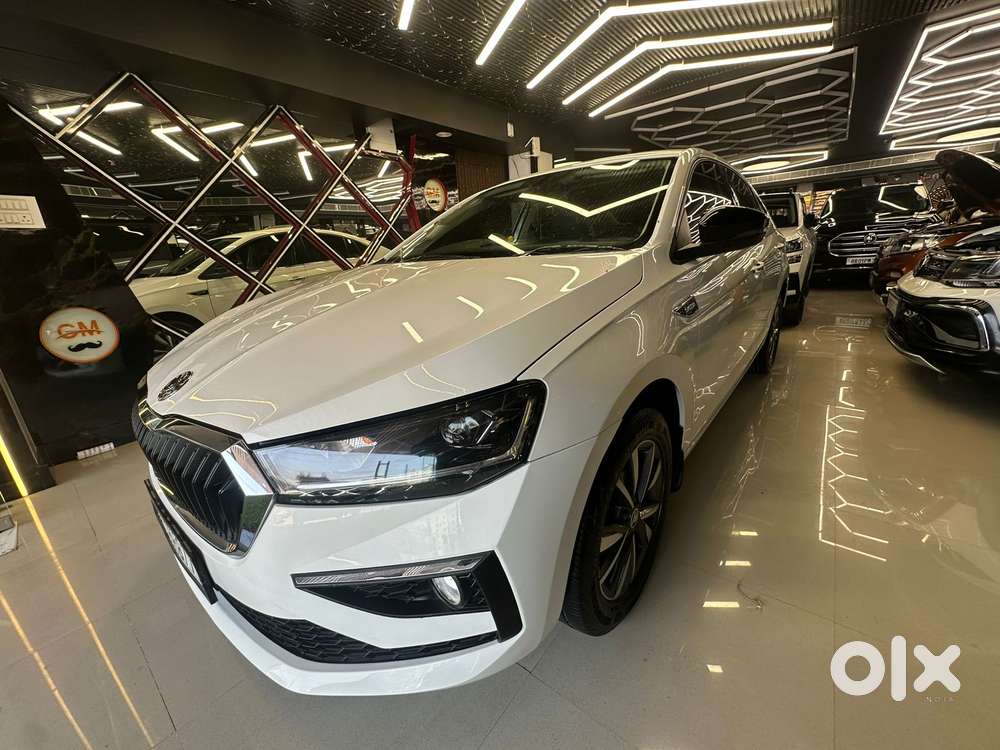 Skoda Slavia 1.0 Tsi Style, 2023, Petrol