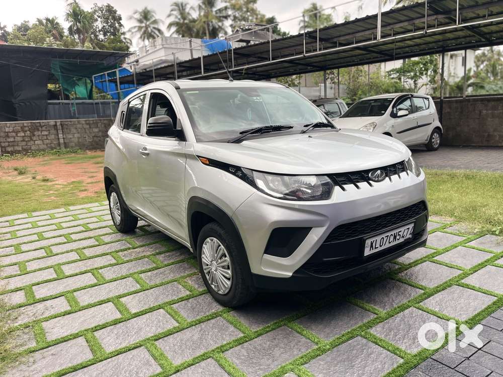 Mahindra Kuv 100 Mahindra-kuv-100-d75-k2-plus, 2017, Petrol