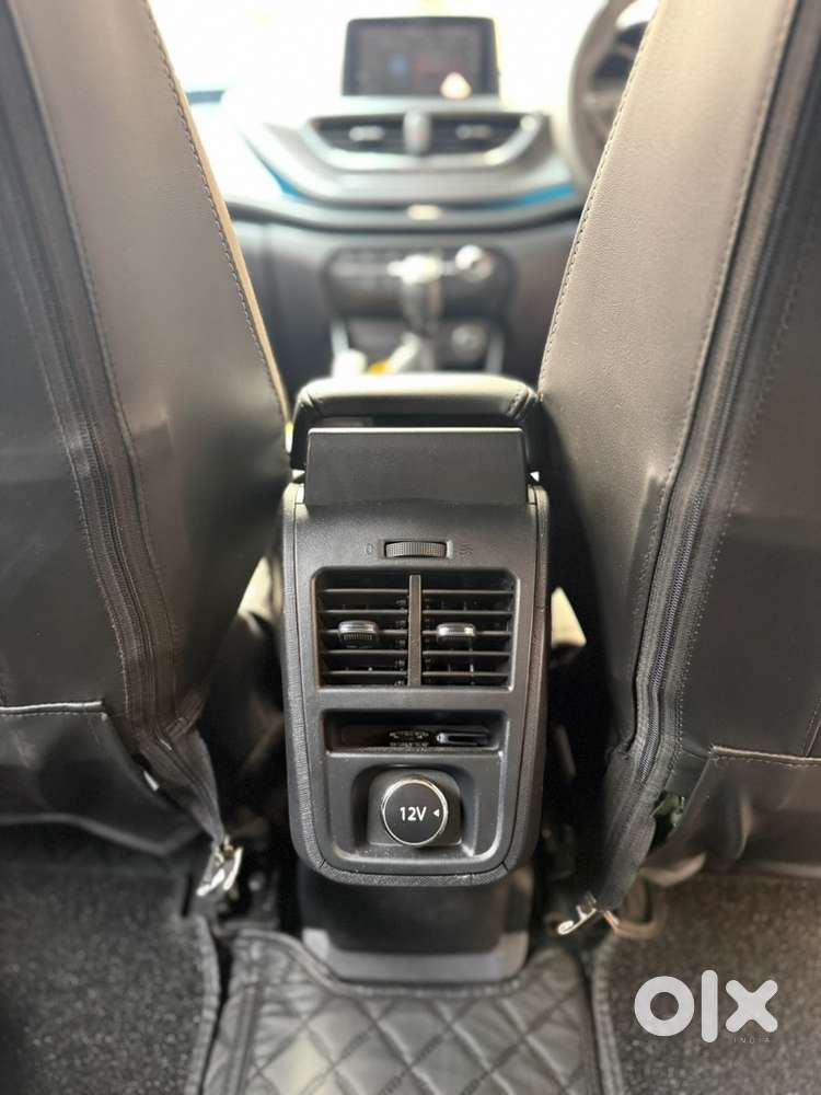 Tata Altroz 2023 Petrol 12500 Km Driven