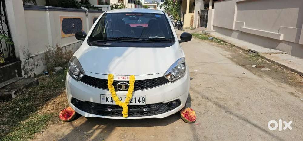 Tata Tiago Revotron 2018 Petrol  Cng Manual