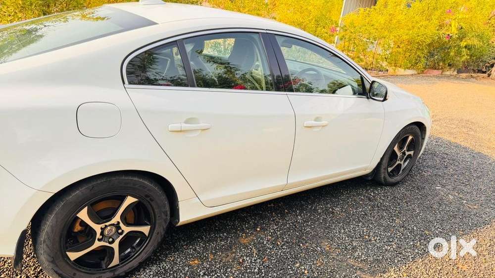 Volvo Diesel 2012 Car