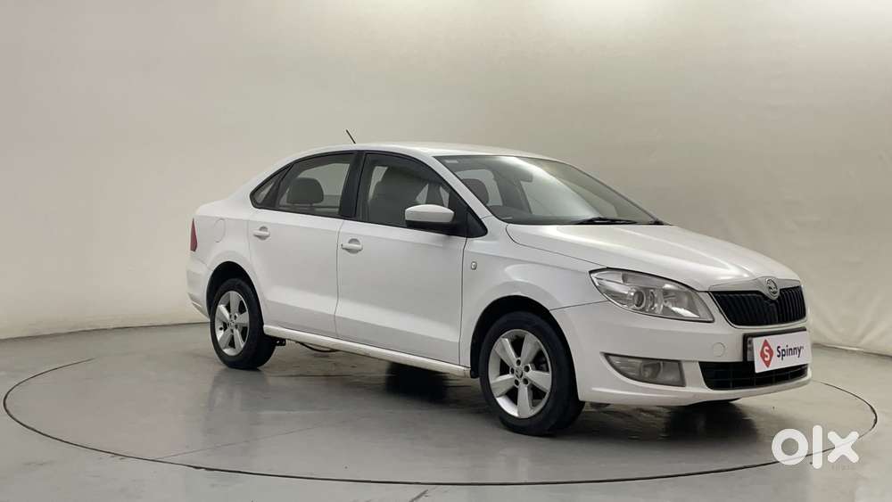 Skoda Rapid 2013-2016 1.6 Mpi Elegance Plus, 2015, Petrol