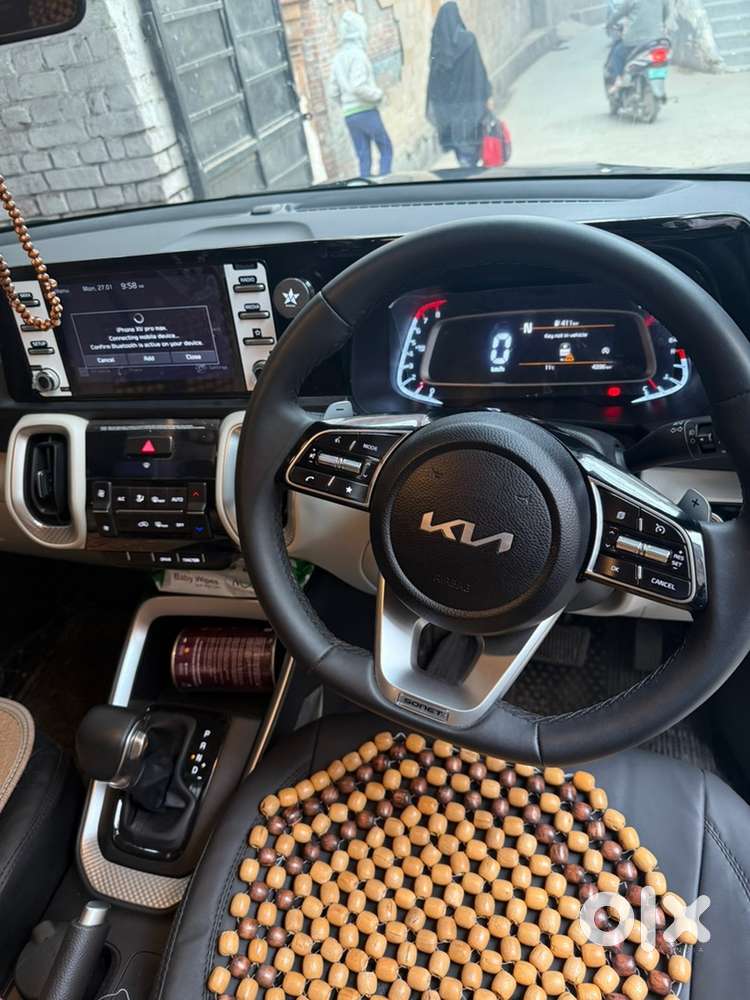 Kia Sonet 2024 Petrol 16800 Km Driven