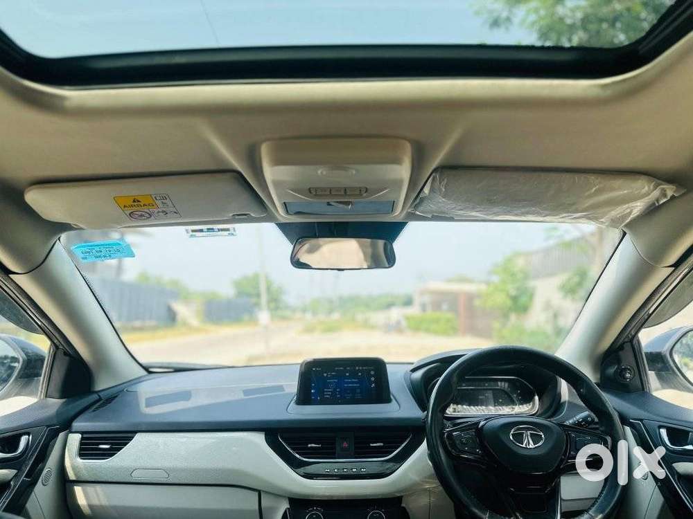 Tata Nexon 1.2 Revotron Xza Plus, 2022, Petrol