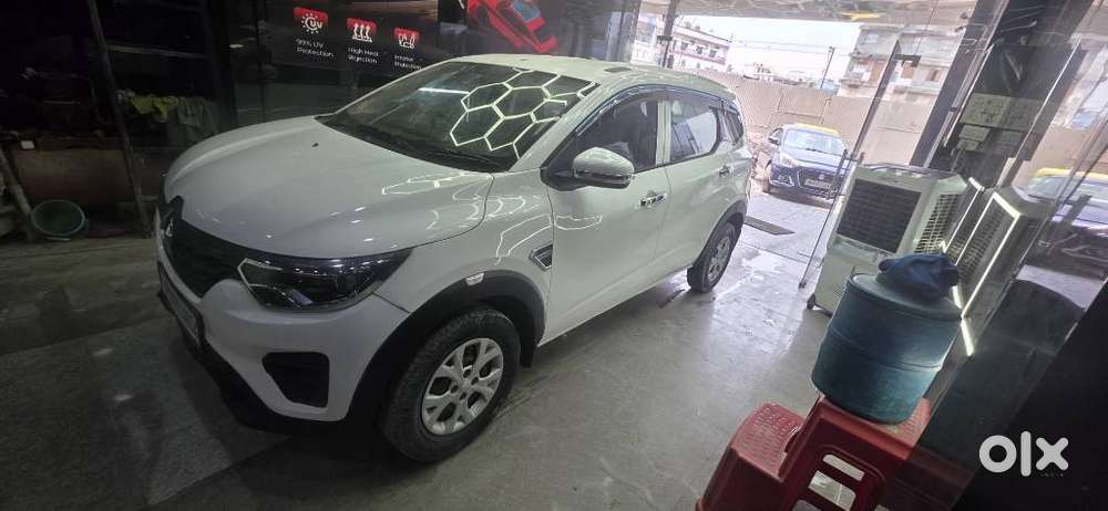 Renault Triber 1.0 Rxe, 2020, Petrol
