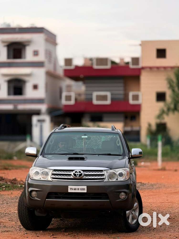 Toyota Fortuner, 2011, Diesel