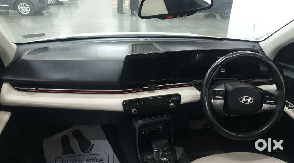 Hyundai Verna 1.5 Sx (o) Ivt, 2023, Petrol