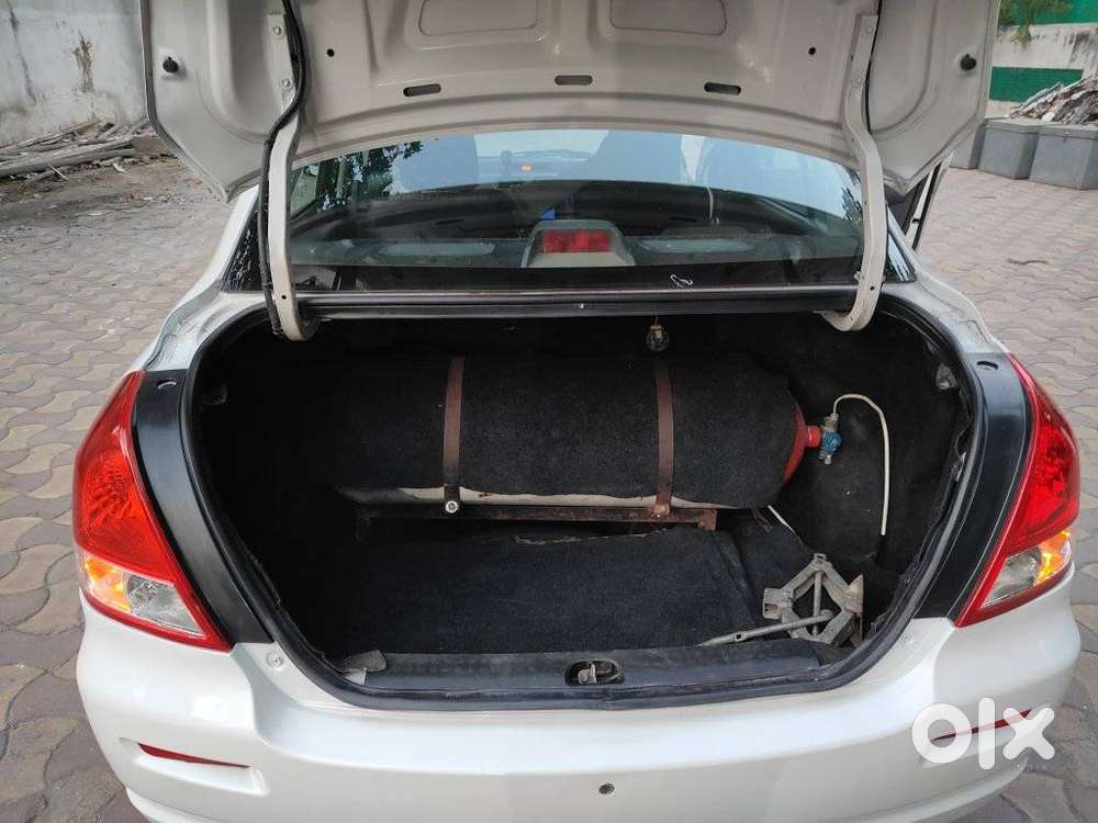 Maruti Suzuki Swift Dzire Lxi Option, 2010, Cng & Hybrids
