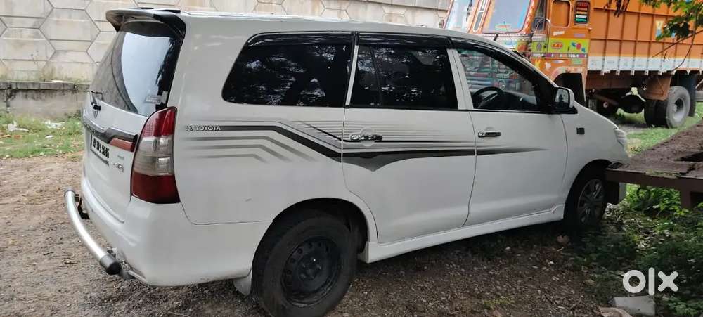 Toyota Innova 2.5 G 2012