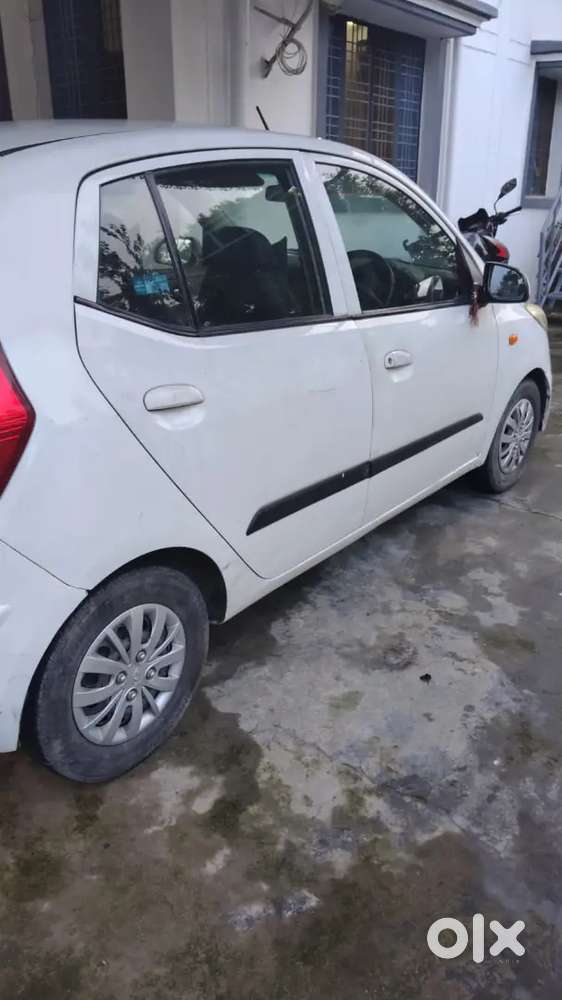 Hyundai I10 Sportz 2015