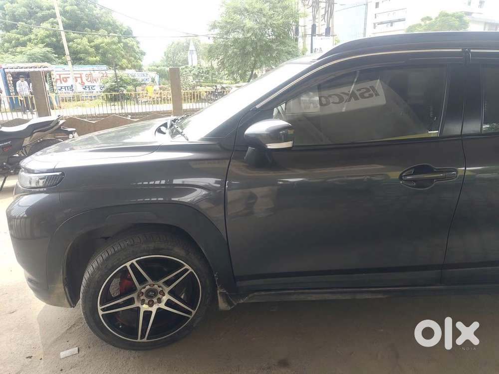 Maruti Suzuki Fronx Delta Plus 1.2l Ags, 2023, Petrol
