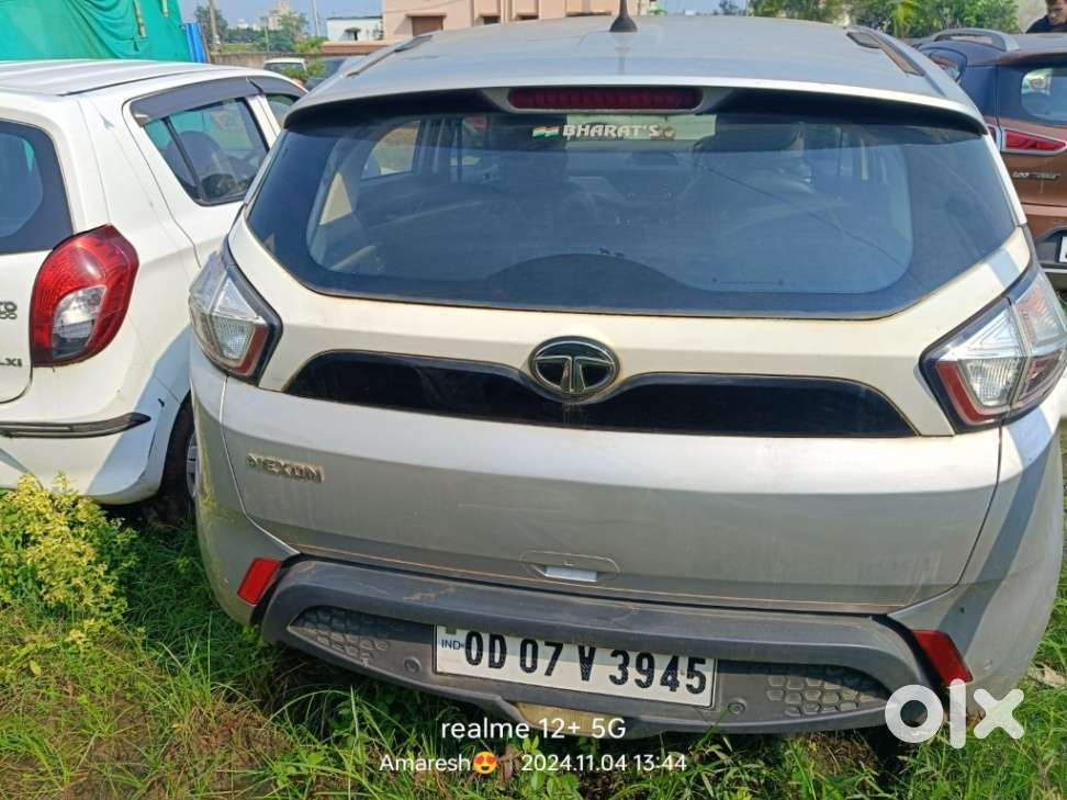 Tata Nexon 1.2 Revotron Xt, 2018, Petrol