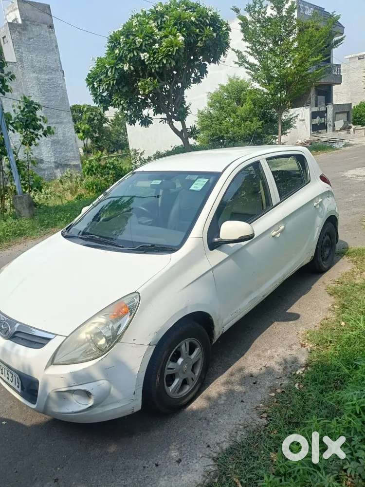 Hyundai I20 2012 Diesel Manual First Owner  ੯੬੪੬੫-੦੦੬੩੦