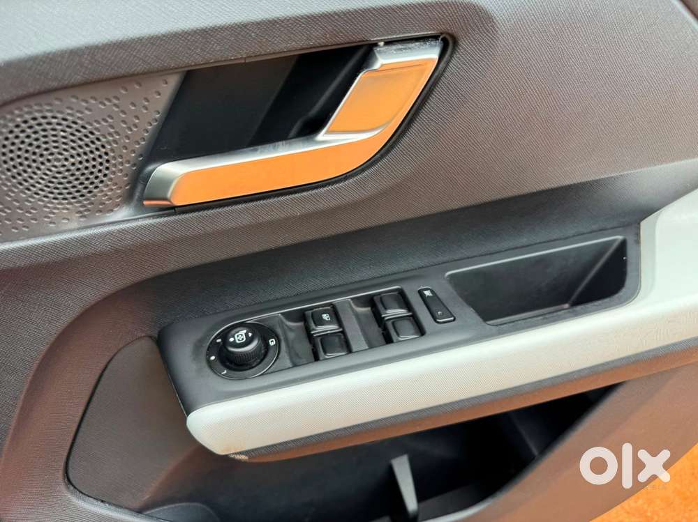 Tata Punch Creative Amt, 2023, Petrol