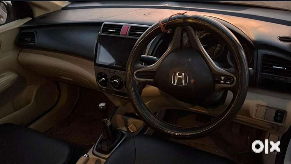 Well Maintained Honda City Petrol 2011 For Sale
