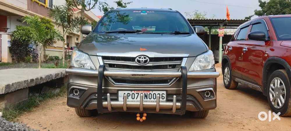 Toyota Innova 2015 Diesel Well Maintained