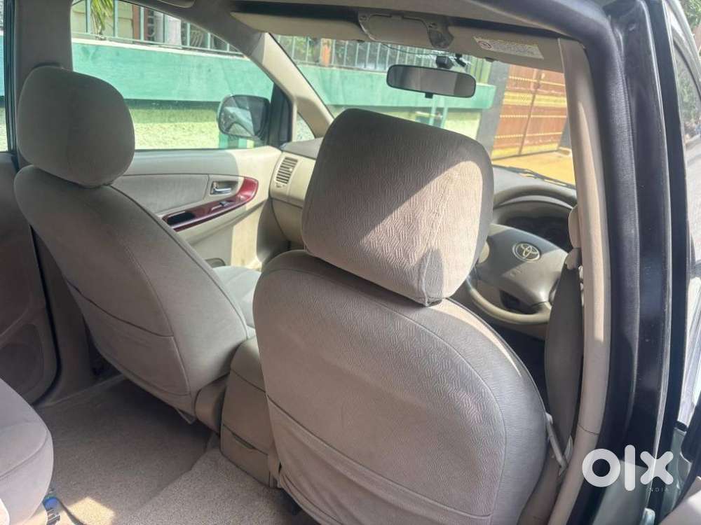 Toyota Innova 2.5 V 7 Str, 2005, Diesel