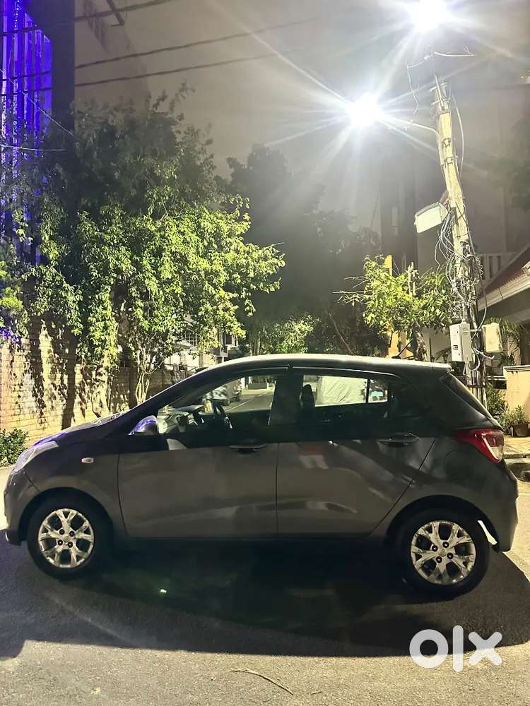 Hyundai Grand I10 Magna Petrol 2015