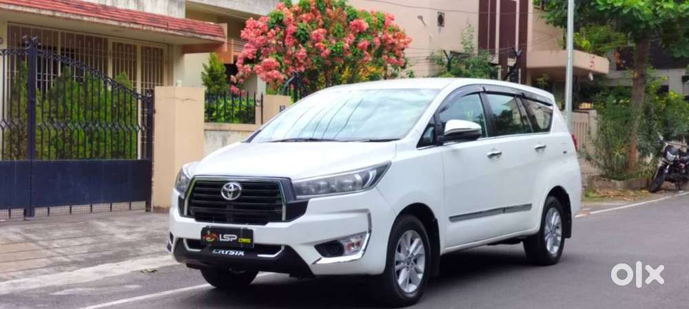 Toyota Innova Crysta 2.4 G Mt 7 Str, 2017, Diesel