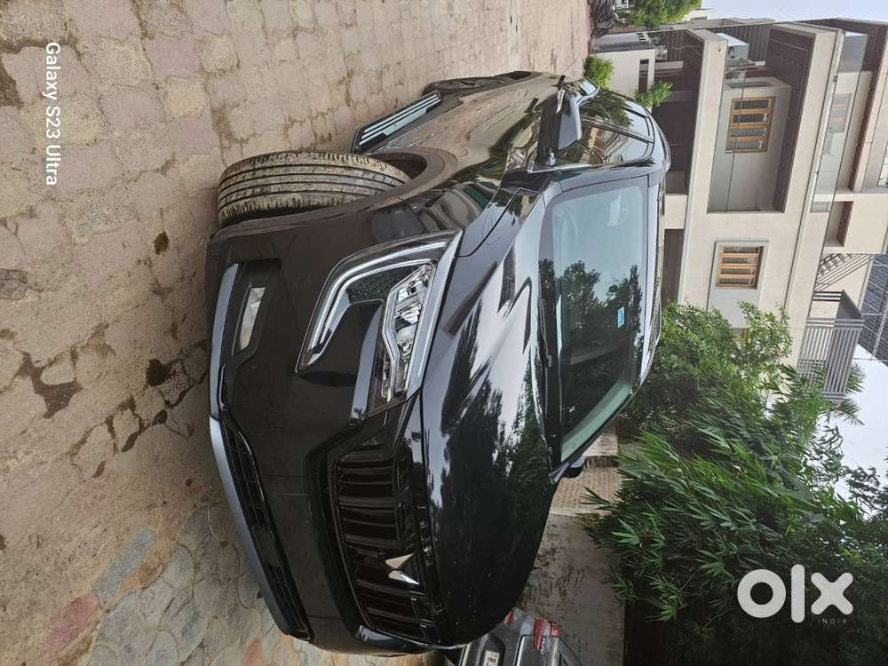 Xuv 7oo Ax7l Black Edition