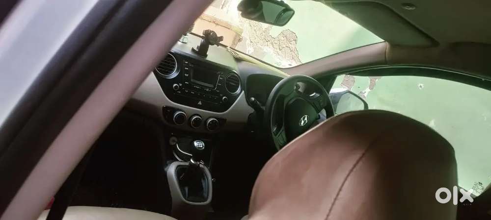 Hyundai Xcent 2015 Model