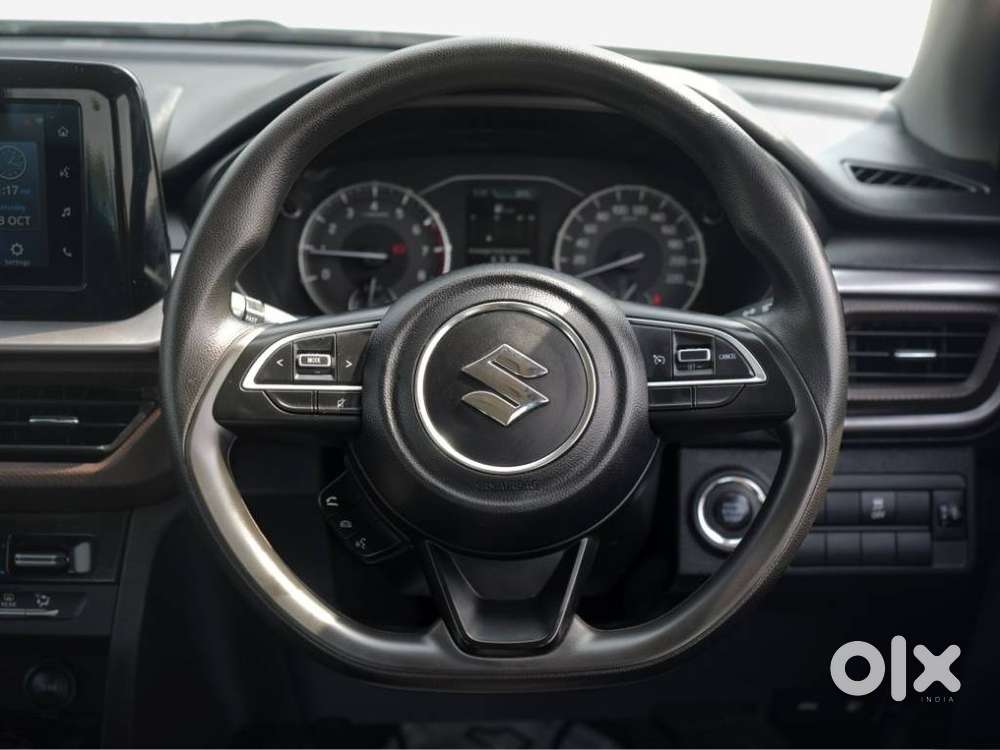 Maruti Suzuki Brezza 1.5 Zxi Smart Hybrid, 2023, Petrol