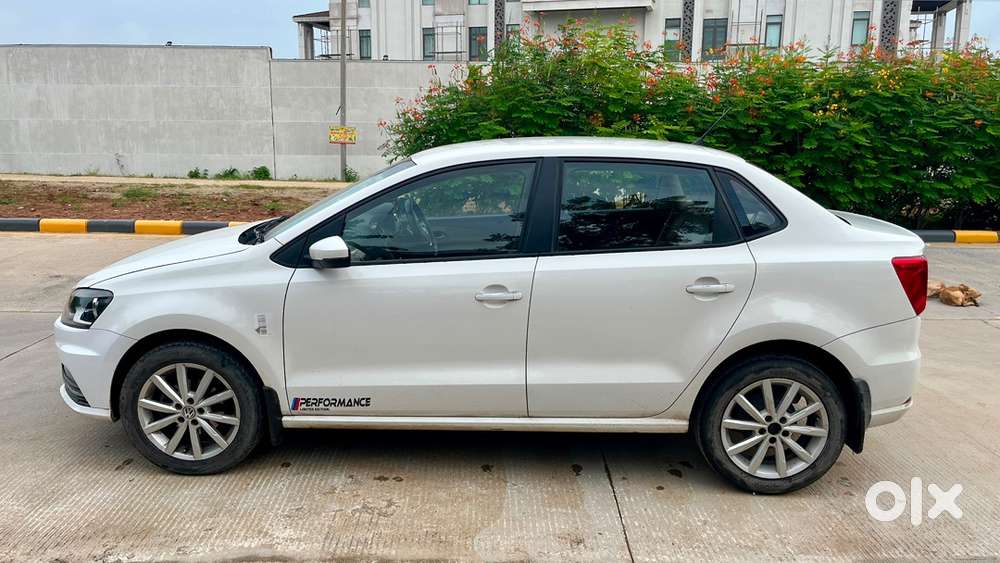 Volkswagen Ameo Highline Plus 2018 Very Less Kms Driven