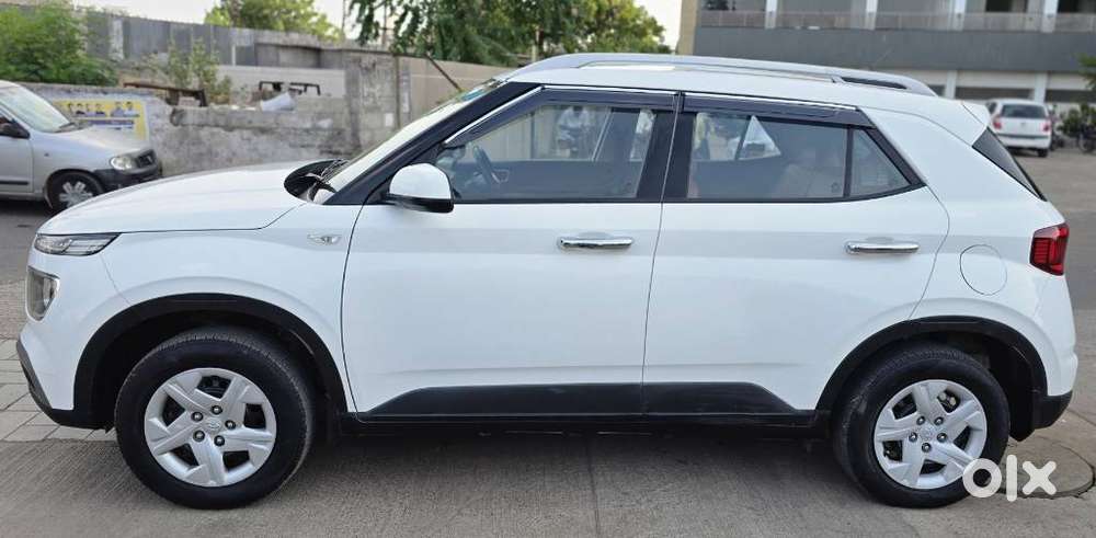 Hyundai Venue S Mt 1.2 Kappa, 2020, Cng & Hybrids