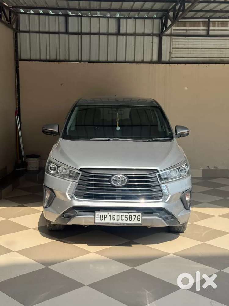 Toyota Innova Crysta [2020-ongoing] 2.4 Vx 8 Str, 2022, Diesel